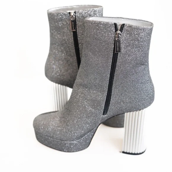 MICHAEL Michael Kors.Silver Platform Booties.Sz 8.5. - Picture 10 of 16
